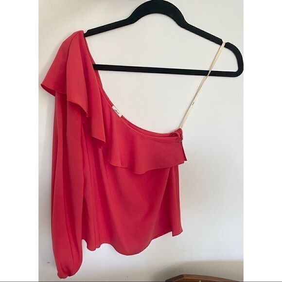 Aritizia Allaire Ruffle One Shoulder Blouse Top - Picture 4 of 7